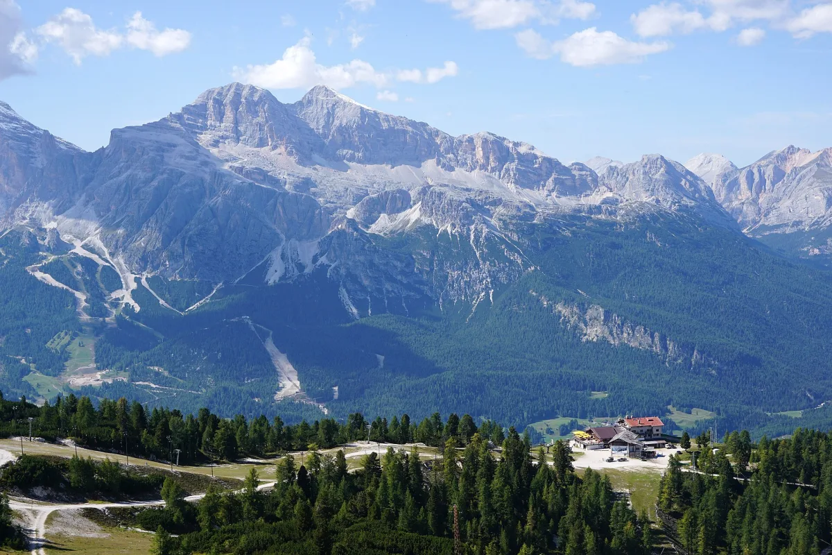 Come arrivare a Cortina da Venezia in bus? Tutte le opzioni utili