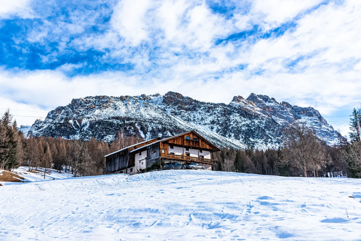 Sciare sulle Tofane a Cortina: comprensori e piste migliori